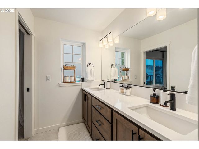 731 Se 36TH St, Battle Ground, WA 98604