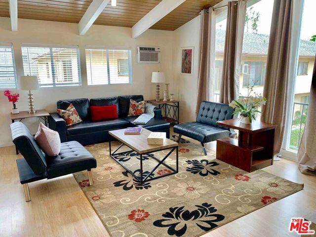 1152 N Ogden Drive, West Hollywood, CA 90046