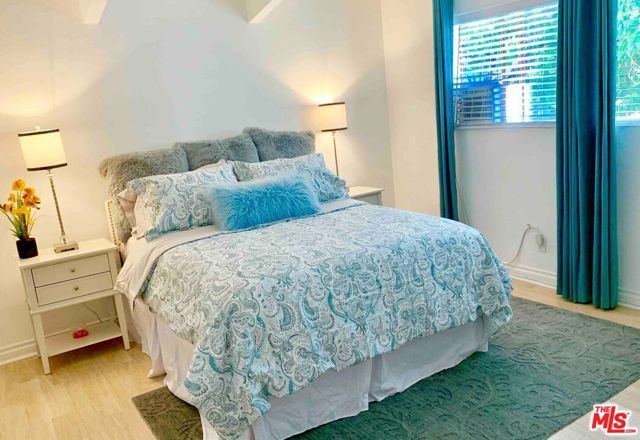 1152 N Ogden Drive, West Hollywood, CA 90046