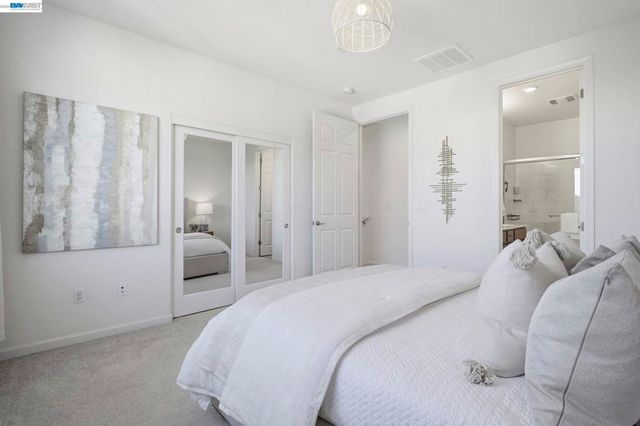 29741 Hansen, Hayward, CA 94544