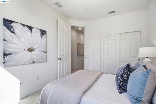 29741 Hansen, Hayward, CA 94544