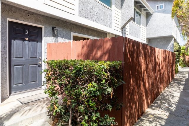 1809 Armour Lane 3, Redondo Beach, CA 90278