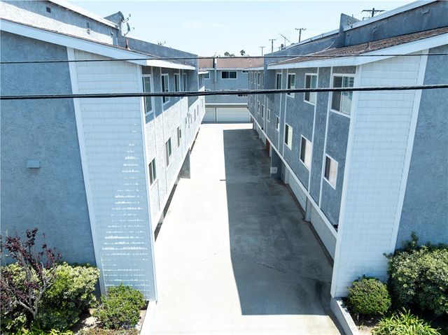 1809 Armour Lane 3, Redondo Beach, CA 90278