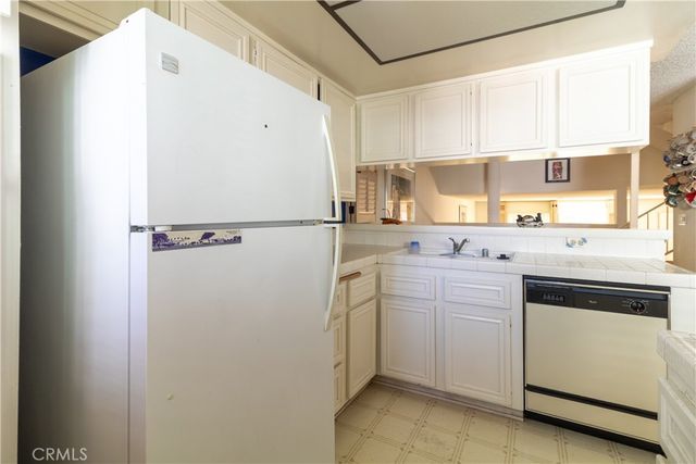 1809 Armour Lane 3, Redondo Beach, CA 90278