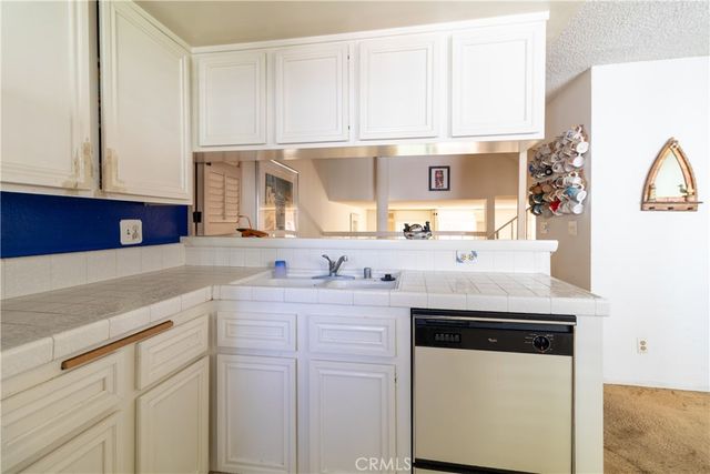1809 Armour Lane 3, Redondo Beach, CA 90278