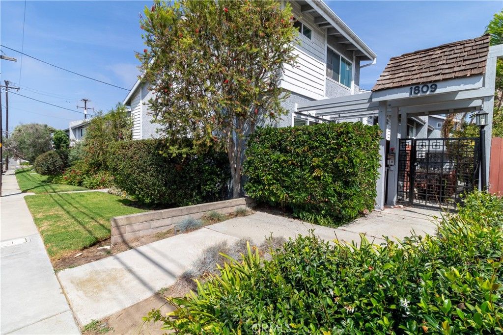 1809 Armour Lane 3, Redondo Beach, CA 90278
