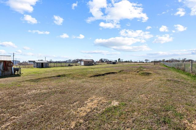 385 Rs County Road 3374, Alba, TX 75410