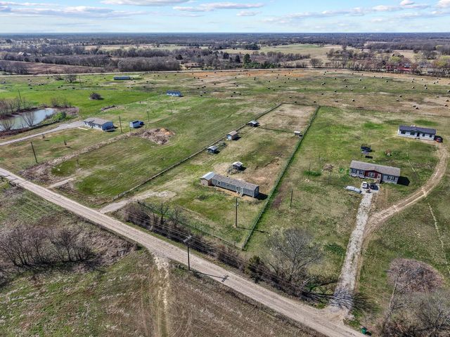 385 Rs County Road 3374, Alba, TX 75410