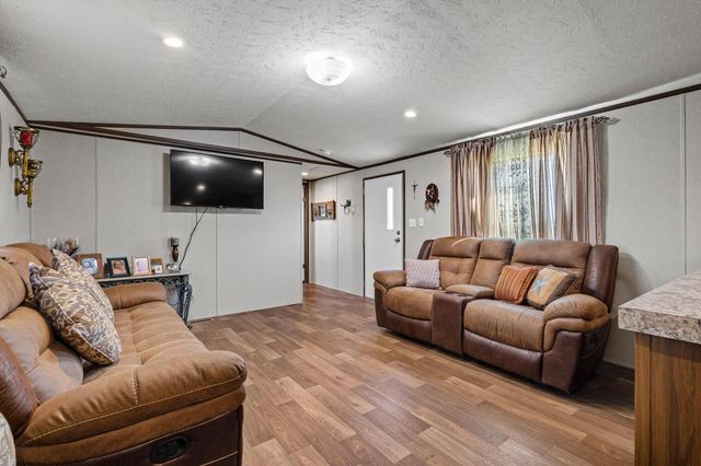 385 Rs County Road 3374, Alba, TX 75410