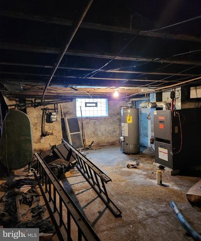 2150 N LAMBERT, Philadelphia, PA 19121