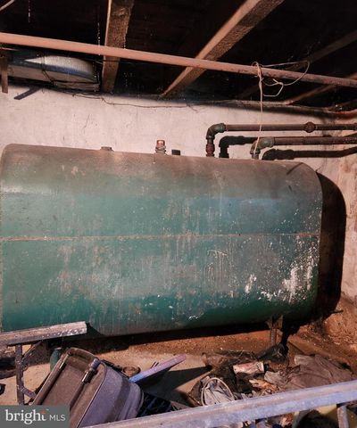 2150 N LAMBERT, Philadelphia, PA 19121