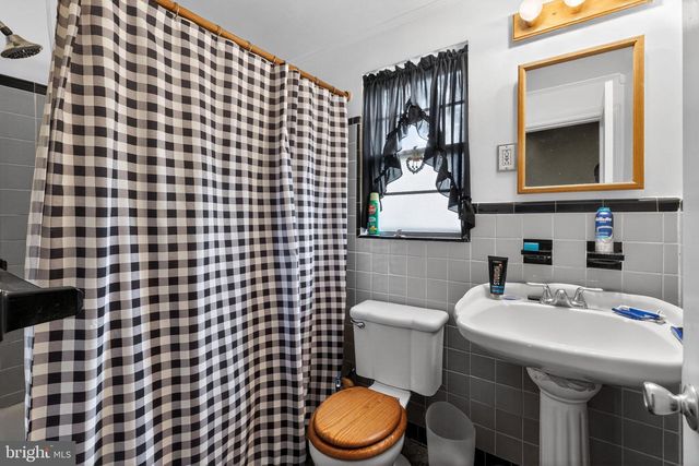 5532 WHITMAN TER, Pennsauken, NJ 08109