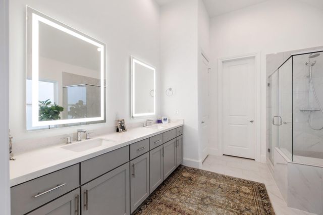 3306 W 12th Street, Houston, TX 77008