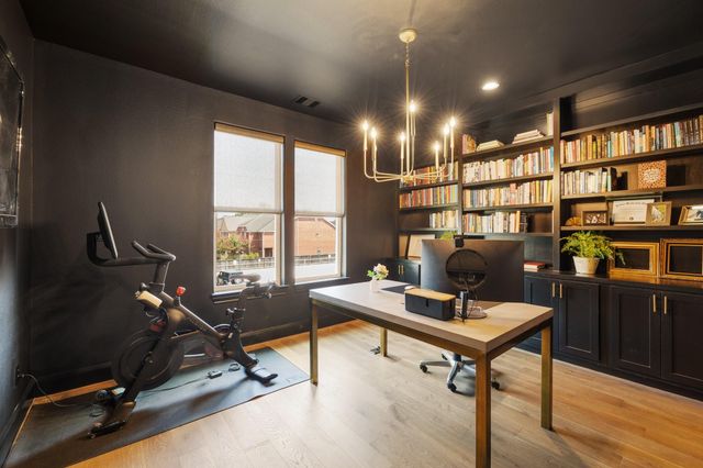 3306 W 12th Street, Houston, TX 77008