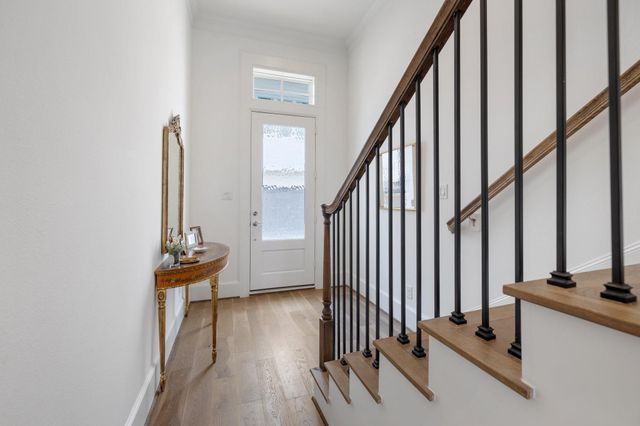 3306 W 12th Street, Houston, TX 77008