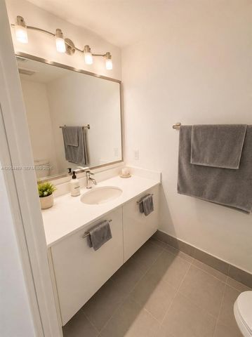 92 SW 3rd Street 1210, Miami, FL 33130