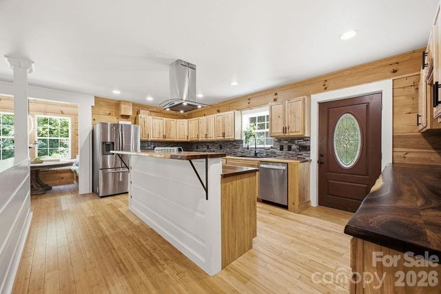17 Northside Drive, Asheville, NC 28804