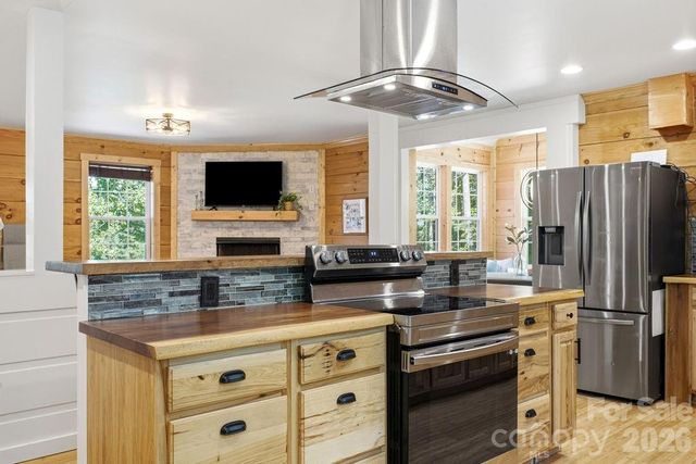 17 Northside Drive, Asheville, NC 28804