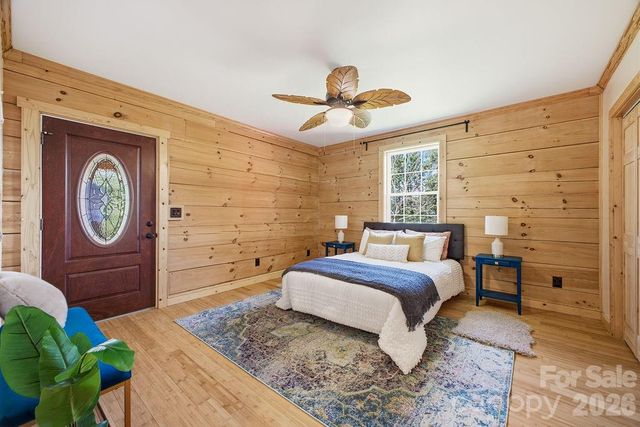 17 Northside Drive, Asheville, NC 28804