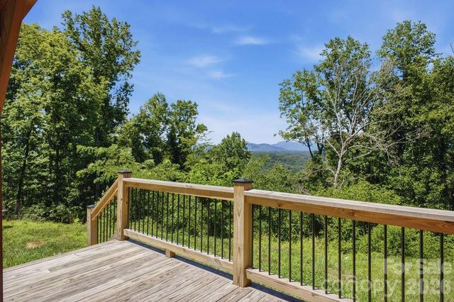 17 Northside Drive, Asheville, NC 28804