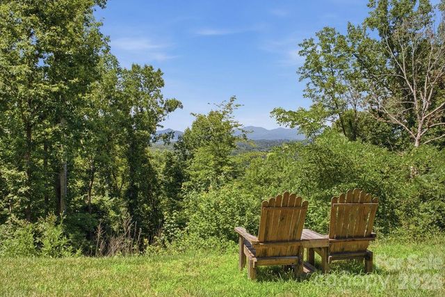 17 Northside Drive, Asheville, NC 28804