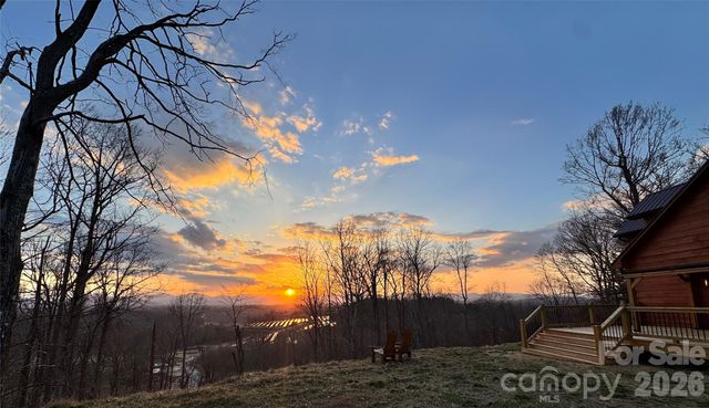 17 Northside Drive, Asheville, NC 28804