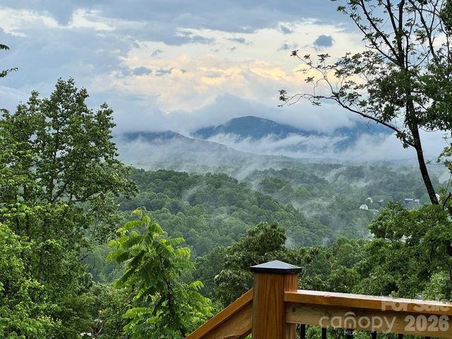 17 Northside Drive, Asheville, NC 28804