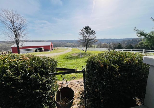 3735 Meyers Hollow Road, Marshfield, MO 65706