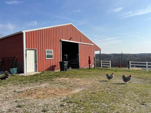 3735 Meyers Hollow Road, Marshfield, MO 65706