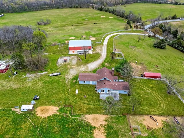 3735 Meyers Hollow Road, Marshfield, MO 65706
