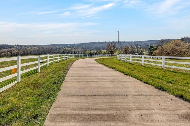 3735 Meyers Hollow Road, Marshfield, MO 65706