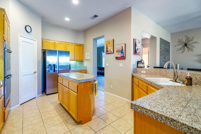 75760 W Heritage, Palm Desert, CA 92211