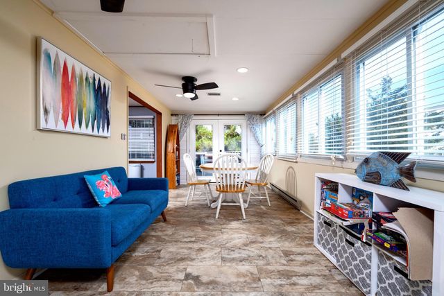 10 FLORIDA AVE, Milton, DE 19968