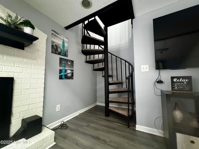 200 Rollins Drive 51, Greenville, NC 27834