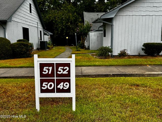 200 Rollins Drive 51, Greenville, NC 27834