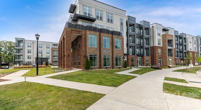 4520 Charlotte Park Drive S1, Charlotte, NC 28217