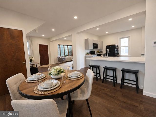 218 MADISON AVE, Laurel Springs, NJ 08021