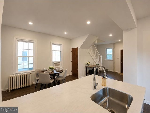 218 MADISON AVE, Laurel Springs, NJ 08021