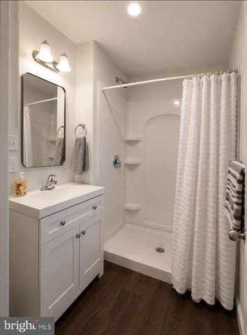 218 MADISON AVE, Laurel Springs, NJ 08021