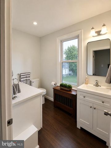 218 MADISON AVE, Laurel Springs, NJ 08021