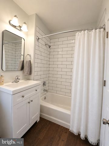 218 MADISON AVE, Laurel Springs, NJ 08021