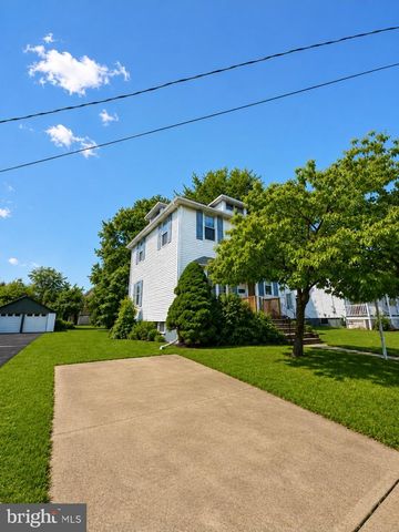 218 MADISON AVE, Laurel Springs, NJ 08021
