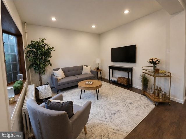 218 MADISON AVE, Laurel Springs, NJ 08021