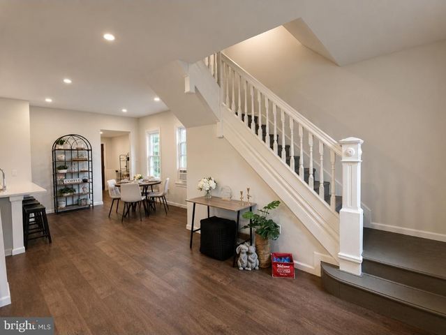 218 MADISON AVE, Laurel Springs, NJ 08021