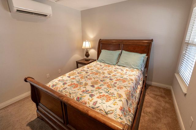 1415 PARIS RD A, Columbia, MO 65201