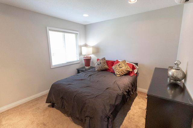 1415 PARIS RD A, Columbia, MO 65201