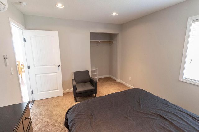 1415 PARIS RD A, Columbia, MO 65201