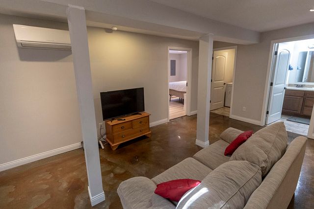 1415 PARIS RD A, Columbia, MO 65201