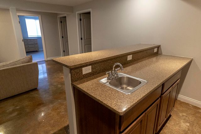 1415 PARIS RD A, Columbia, MO 65201