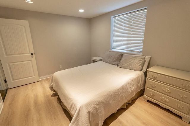 1415 PARIS RD A, Columbia, MO 65201